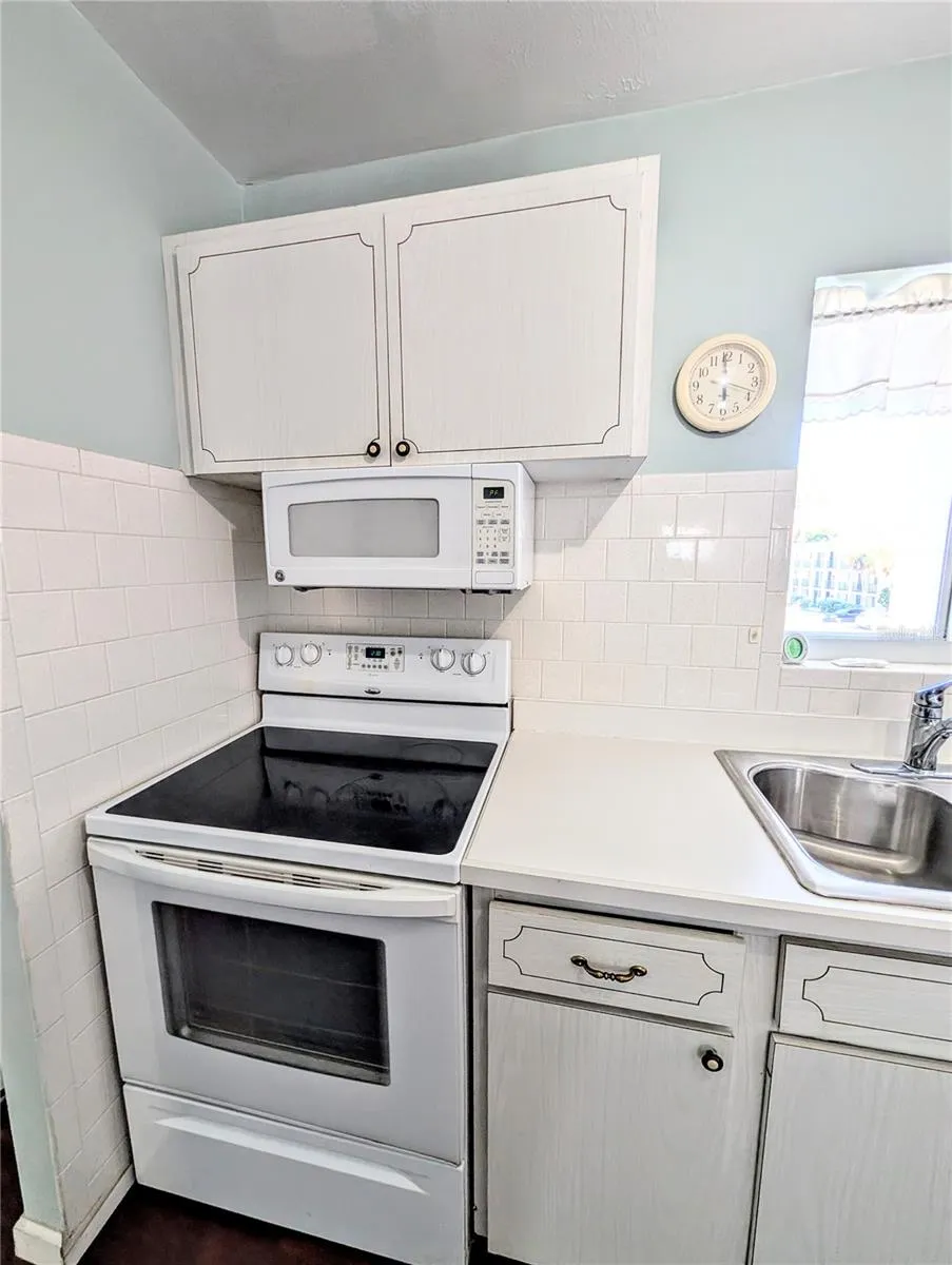 5922 GARDEN LANE #A31 Bradenton, FL 34207