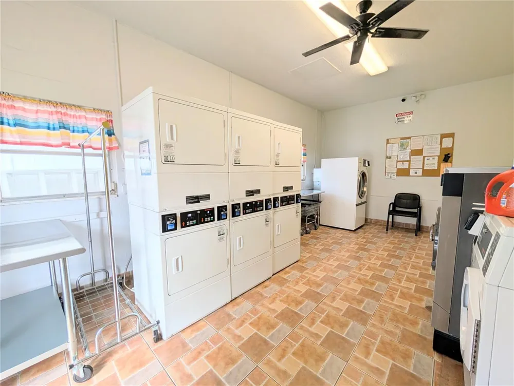 5922 GARDEN LANE #A31 Bradenton, FL 34207