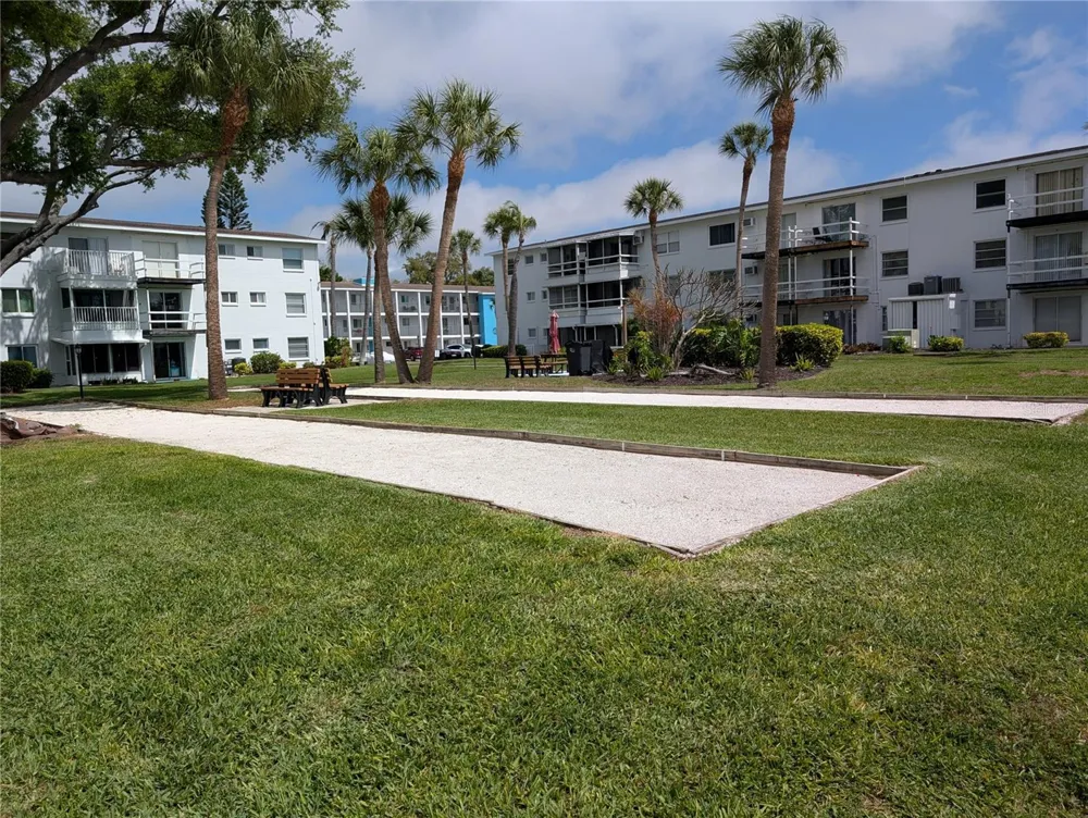 5922 GARDEN LANE #A31 Bradenton, FL 34207