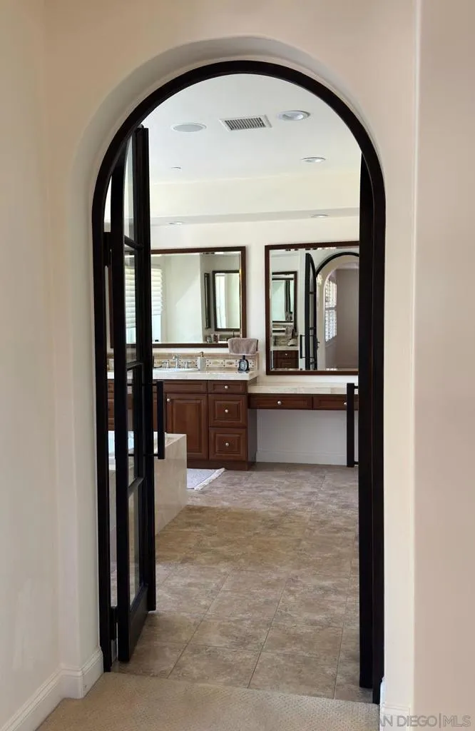 15541 Pinehurst Pl. San Diego, CA 92131