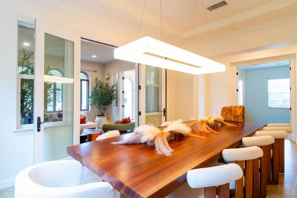 15541 Pinehurst Pl. San Diego, CA 92131