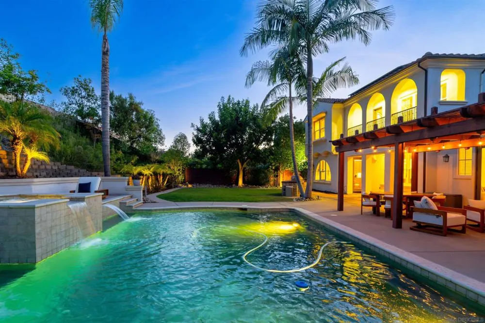 15541 Pinehurst Pl. San Diego, CA 92131