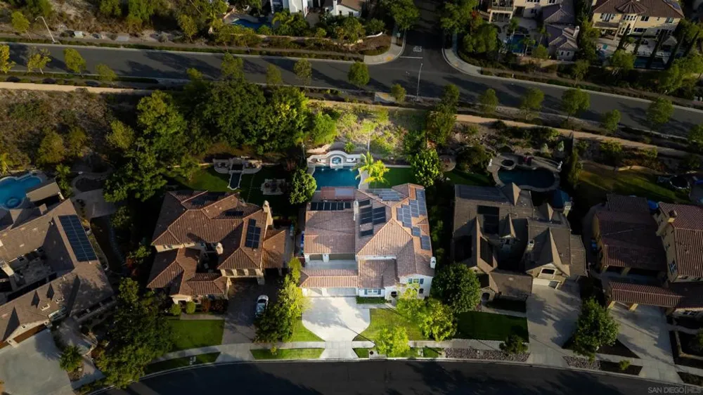 15541 Pinehurst Pl. San Diego, CA 92131
