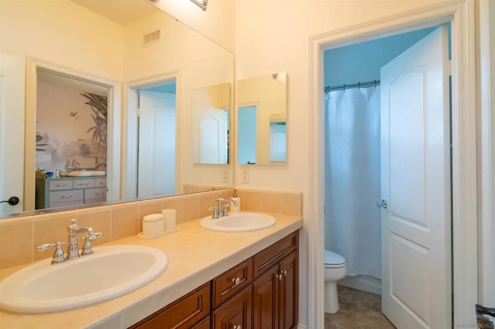 15541 Pinehurst Pl. San Diego, CA 92131