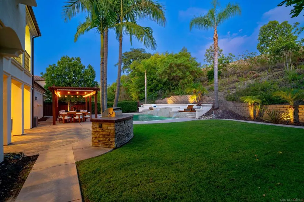 15541 Pinehurst Pl. San Diego, CA 92131