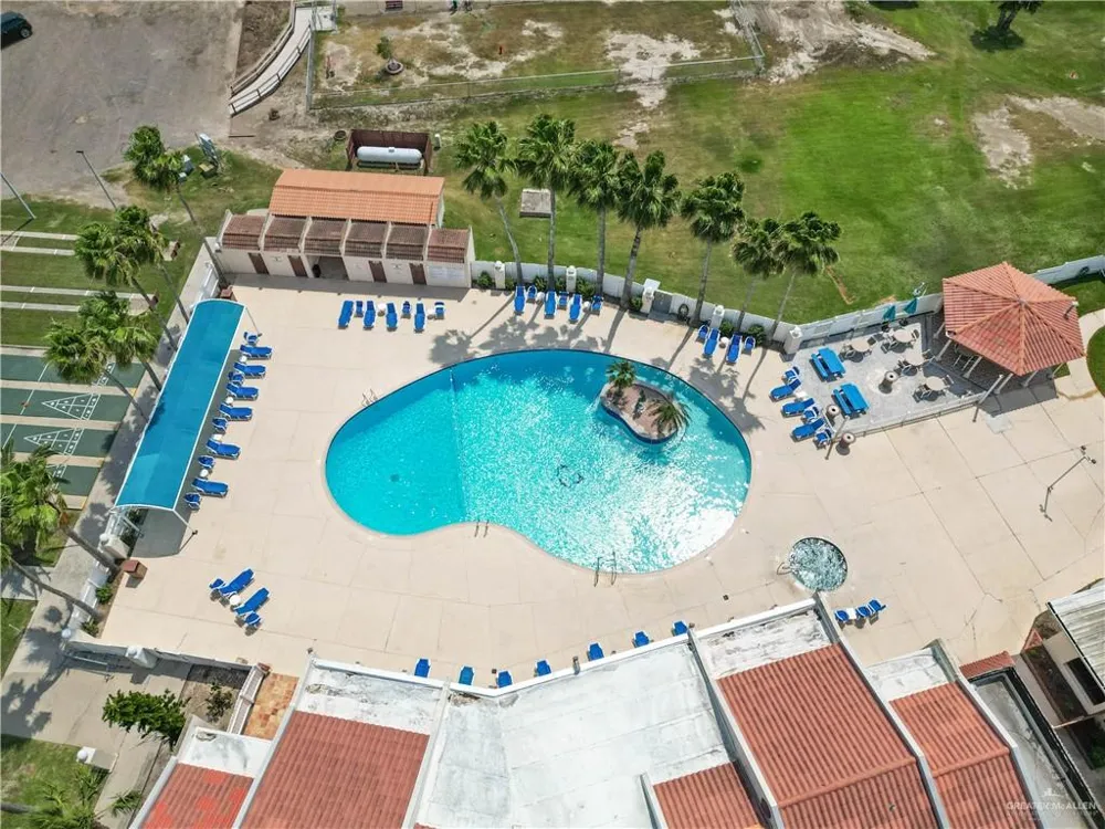538 W Clam Circle Port Isabel, TX 78578