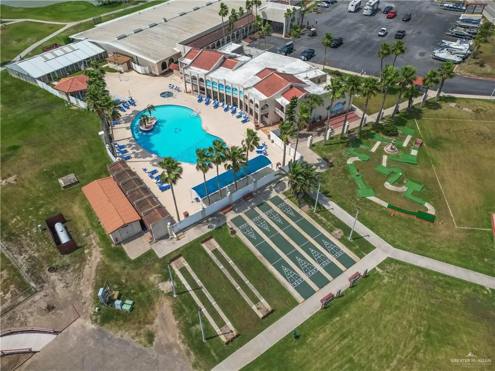 538 W Clam Circle Port Isabel, TX 78578