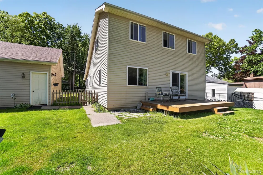 7166 Alpine Drive Argentine Township, MI 48451