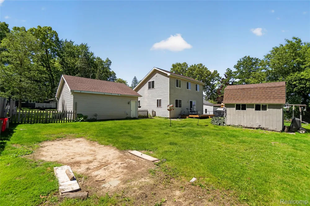 7166 Alpine Drive Argentine Township, MI 48451