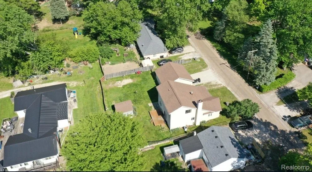 7166 Alpine Drive Argentine Township, MI 48451