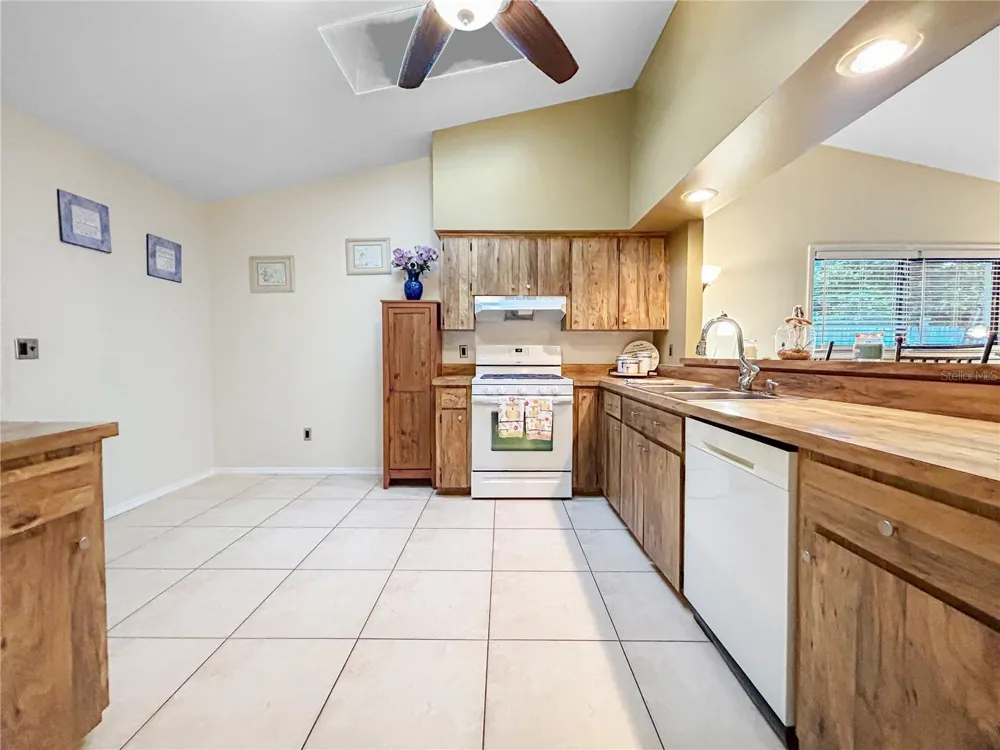 1616 E SANDPIPER TRAIL Casselberry, FL 32707