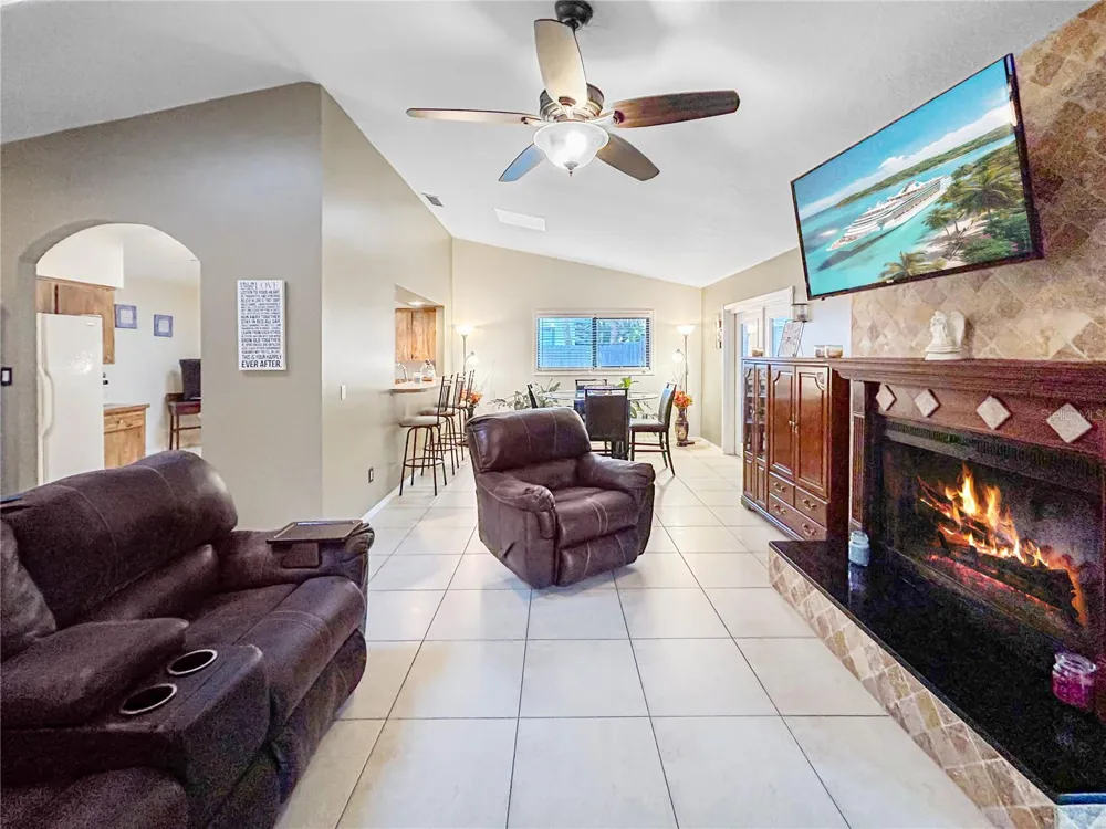 1616 E SANDPIPER TRAIL Casselberry, FL 32707