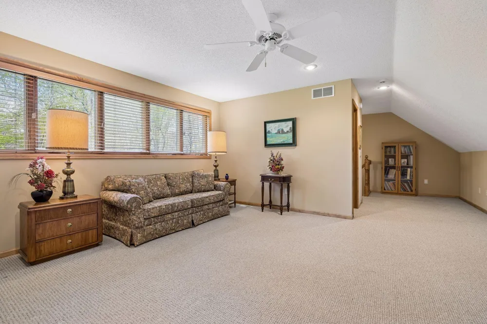 14235 Isanti Street NE Ham Lake, MN 55304