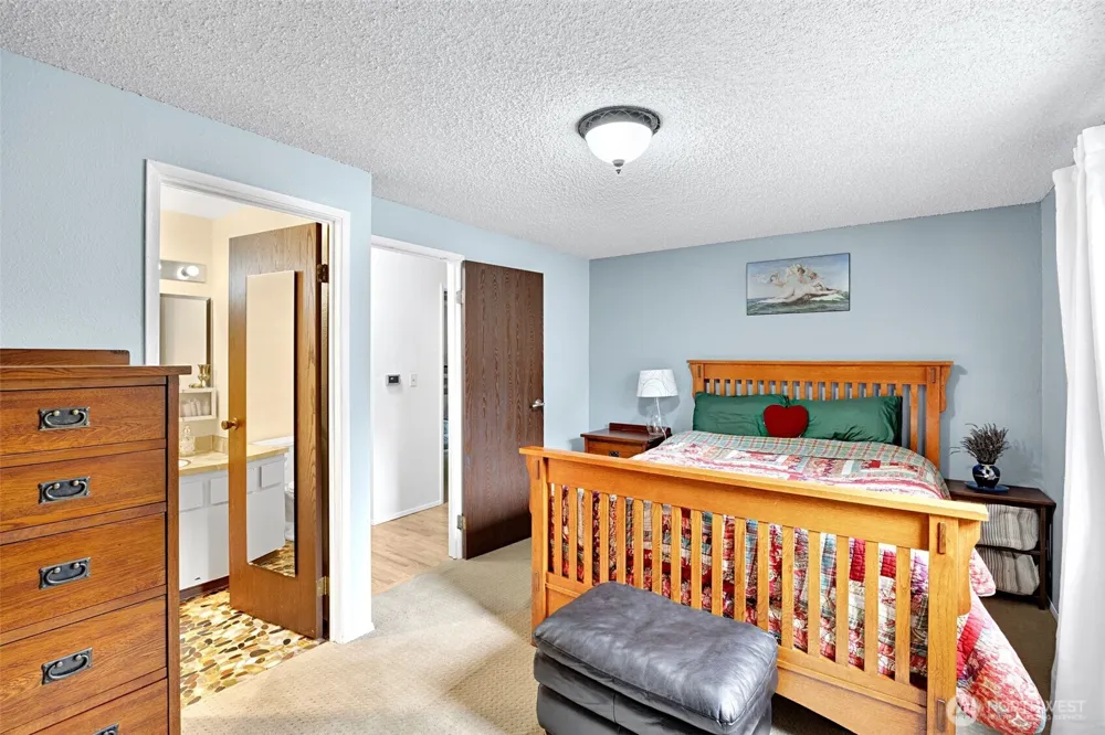 31325 NE 106th Street Carnation, WA 98014