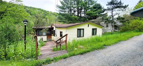 32 Brookside Drive
