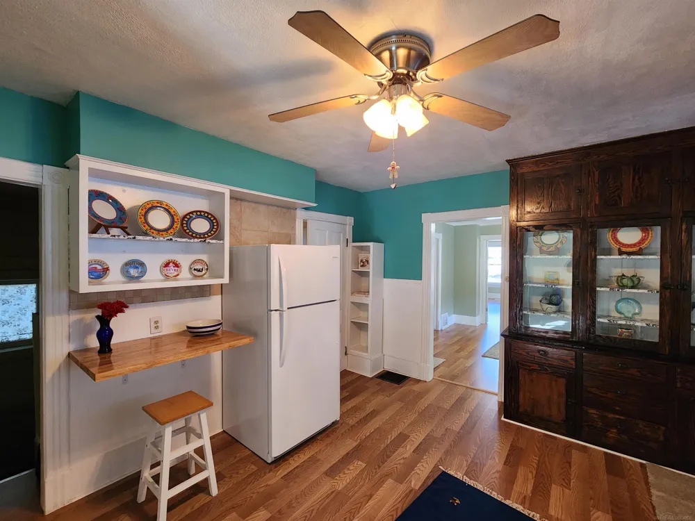 77 Hubbard Street Mt Clemens City, MI 48043