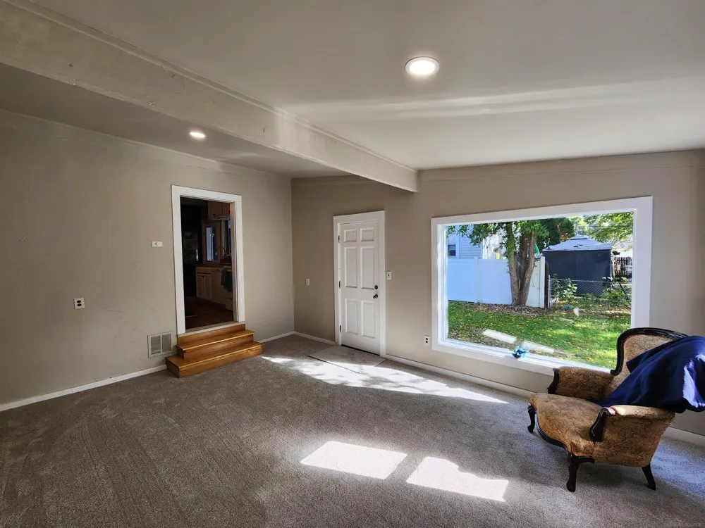 77 Hubbard Street Mt Clemens City, MI 48043