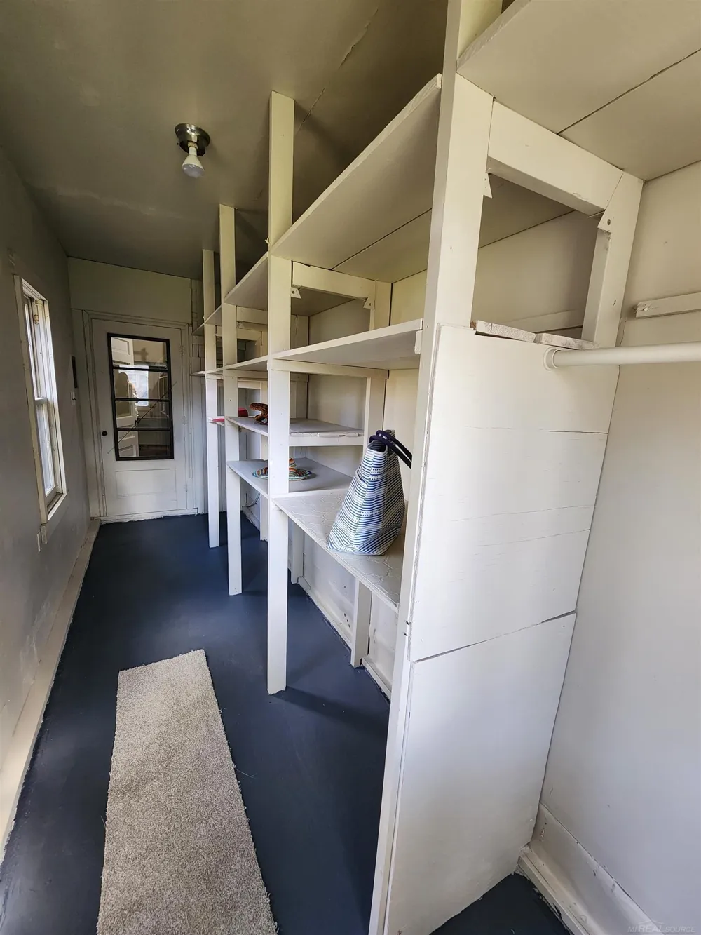 77 Hubbard Street Mt Clemens City, MI 48043