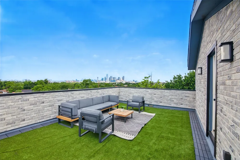 430 E 8th #201 Dallas, TX 75203