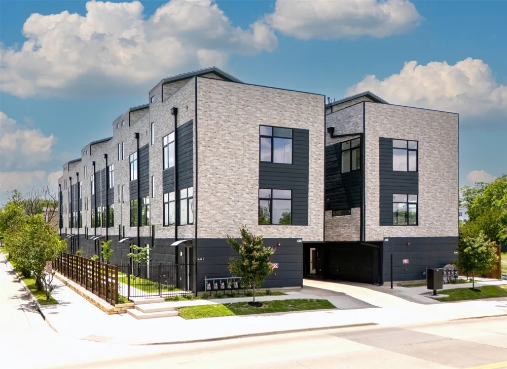 430 E 8th #201 Dallas, TX 75203