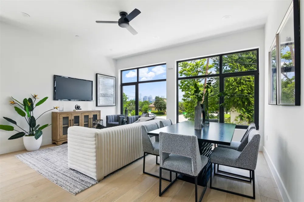 430 E 8th #201 Dallas, TX 75203