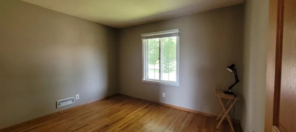 8496 Harkness Road S Cottage Grove, MN 55016