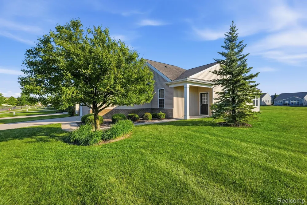 9370 Sand Hill Drive Grand Blanc Charter Township, MI 48439