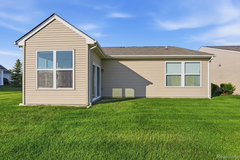9370 Sand Hill Drive Grand Blanc Charter Township, MI 48439