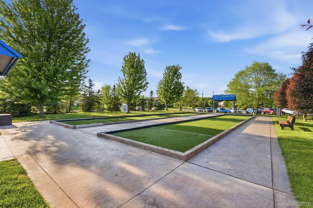 9370 Sand Hill Drive Grand Blanc Charter Township, MI 48439