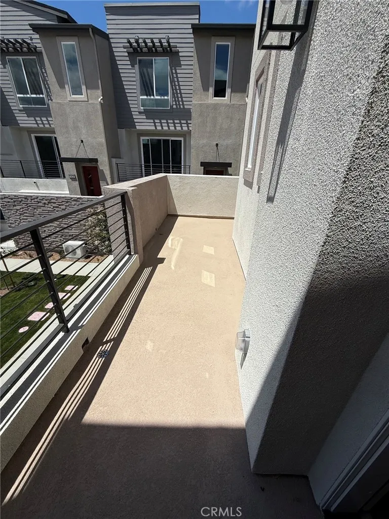 3441 Via Nido Carlsbad, CA 92009