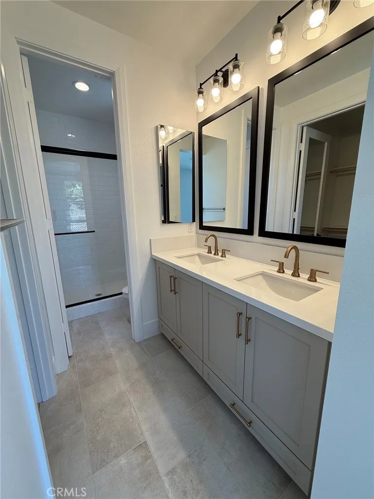 3441 Via Nido Carlsbad, CA 92009