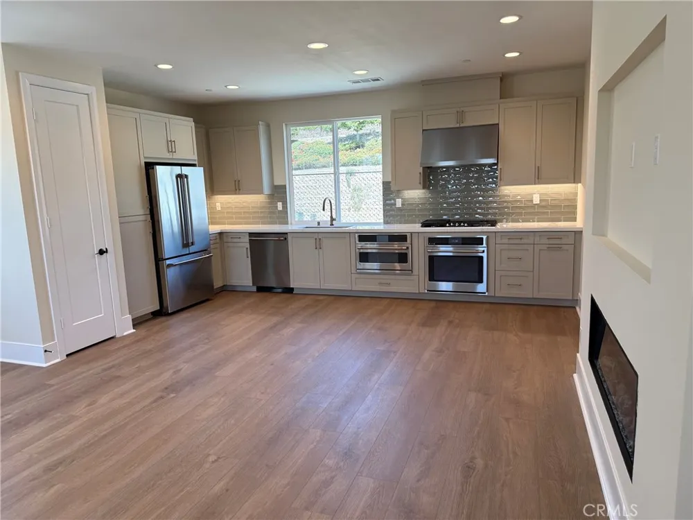3441 Via Nido Carlsbad, CA 92009