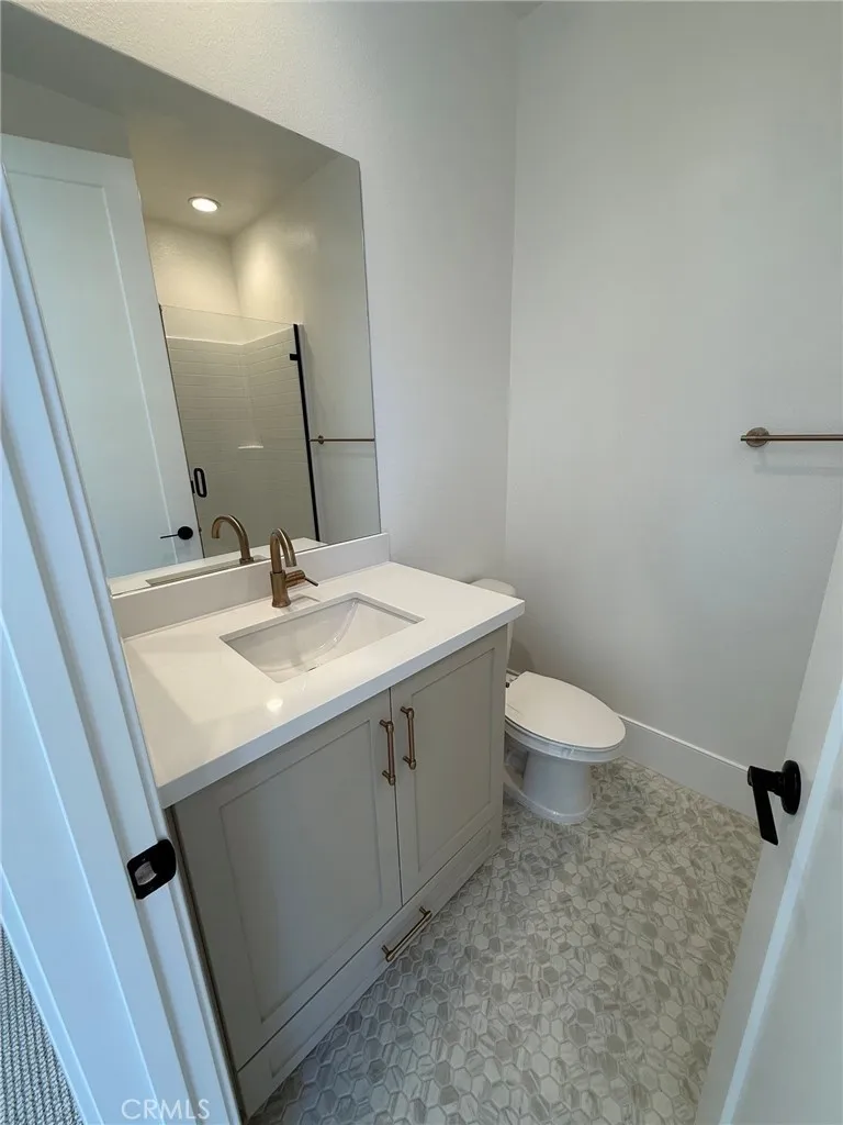 3441 Via Nido Carlsbad, CA 92009