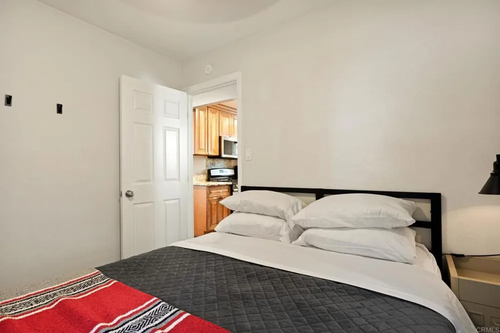 790 Tulip Drive Green Valley Lake, CA 92341