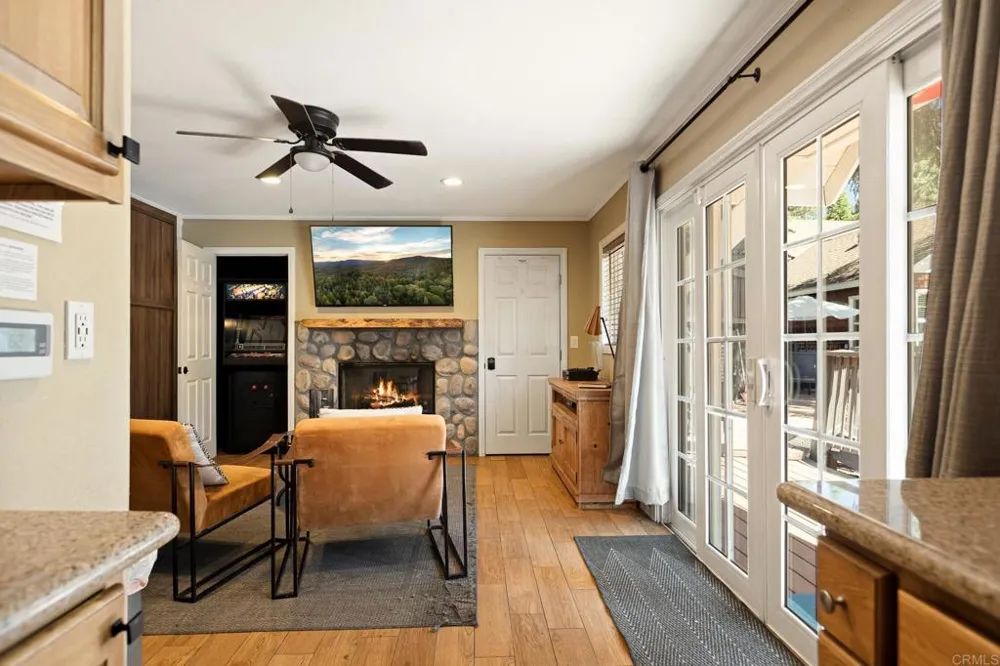 790 Tulip Drive Green Valley Lake, CA 92341