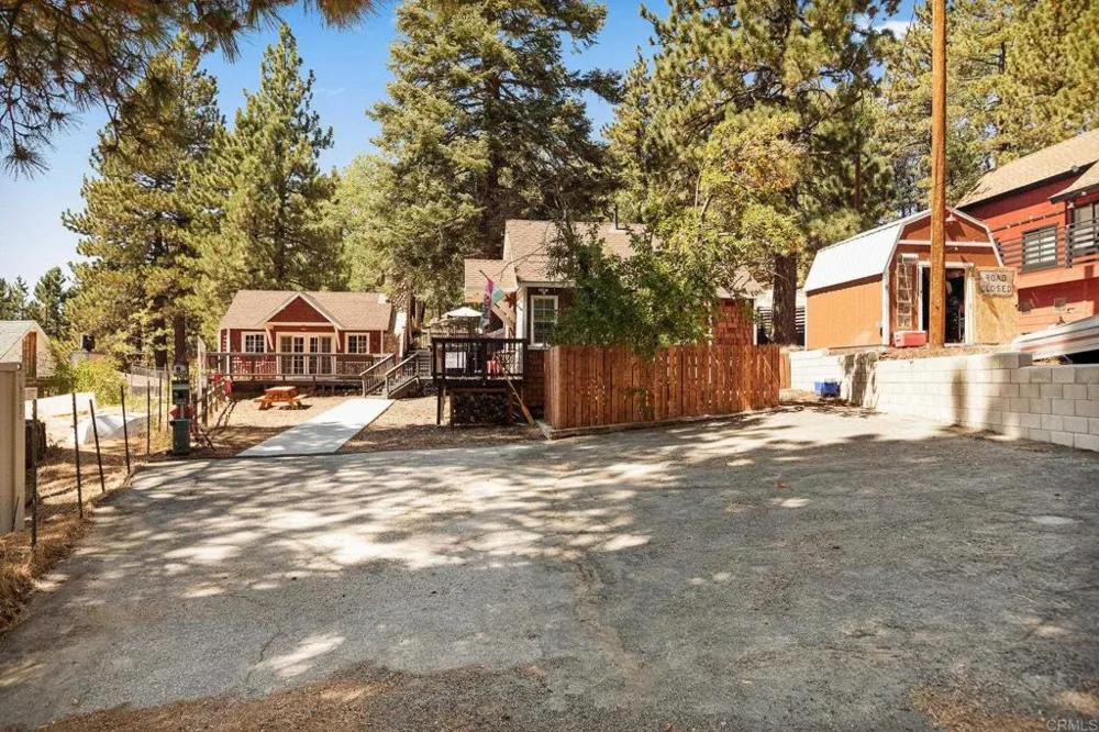 790 Tulip Drive Green Valley Lake, CA 92341