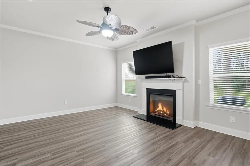 61 Village Circle Rydal, GA 30171