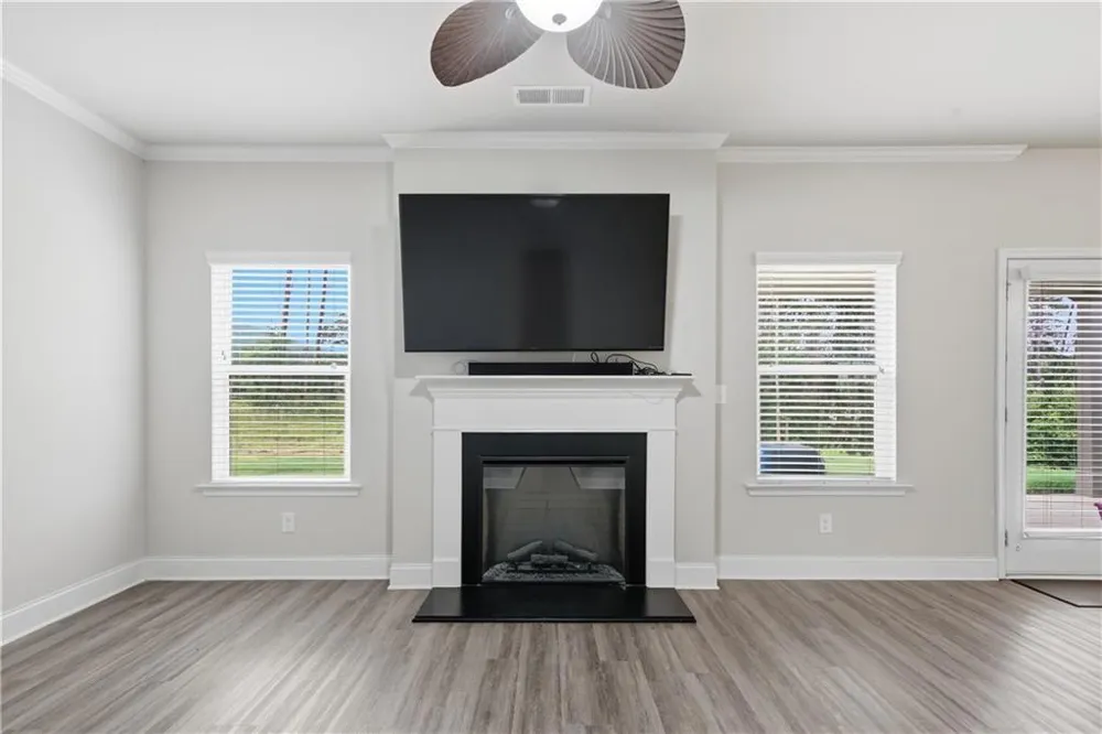 61 Village Circle Rydal, GA 30171