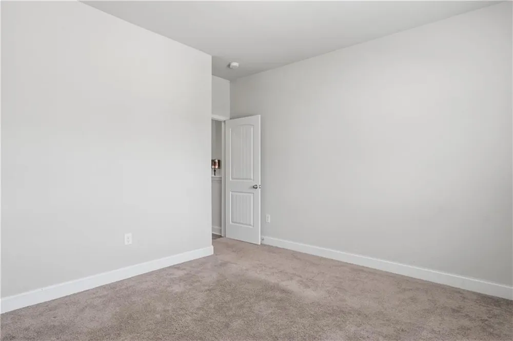 61 Village Circle Rydal, GA 30171