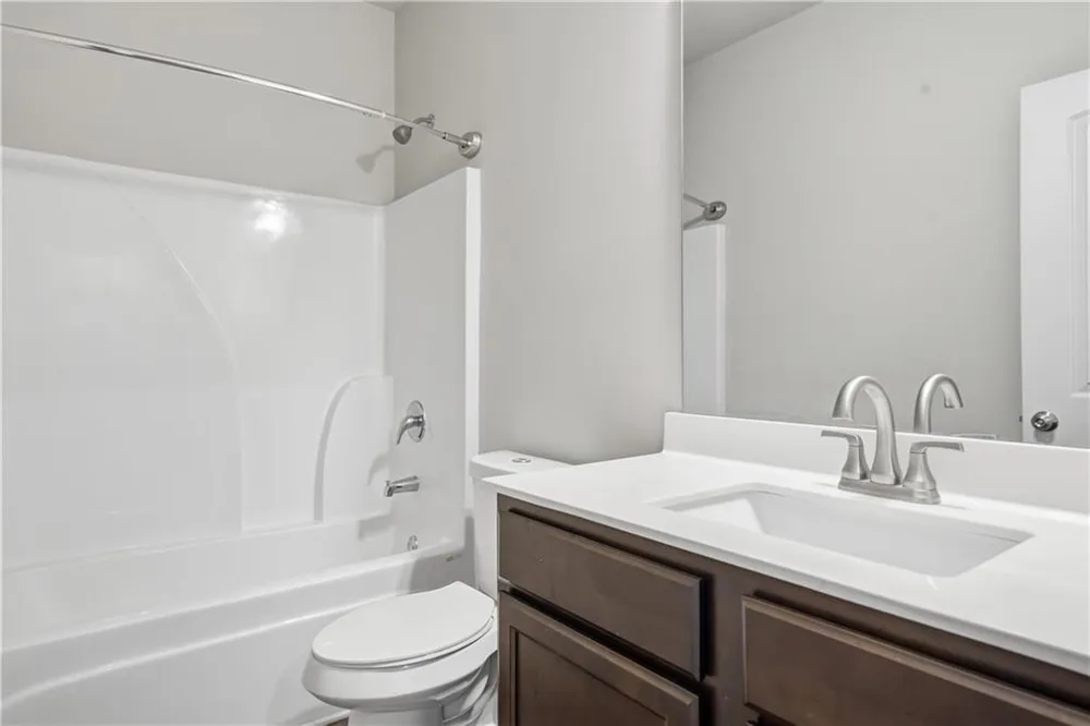 61 Village Circle Rydal, GA 30171