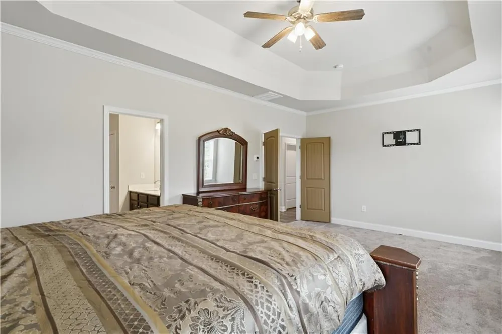 61 Village Circle Rydal, GA 30171