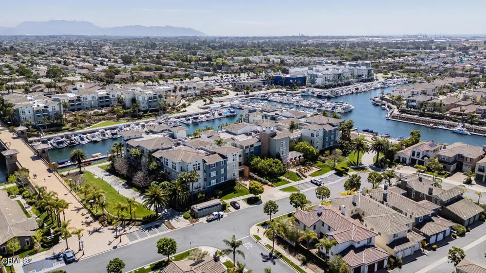 1502 Seabridge Lane Oxnard, CA 93035