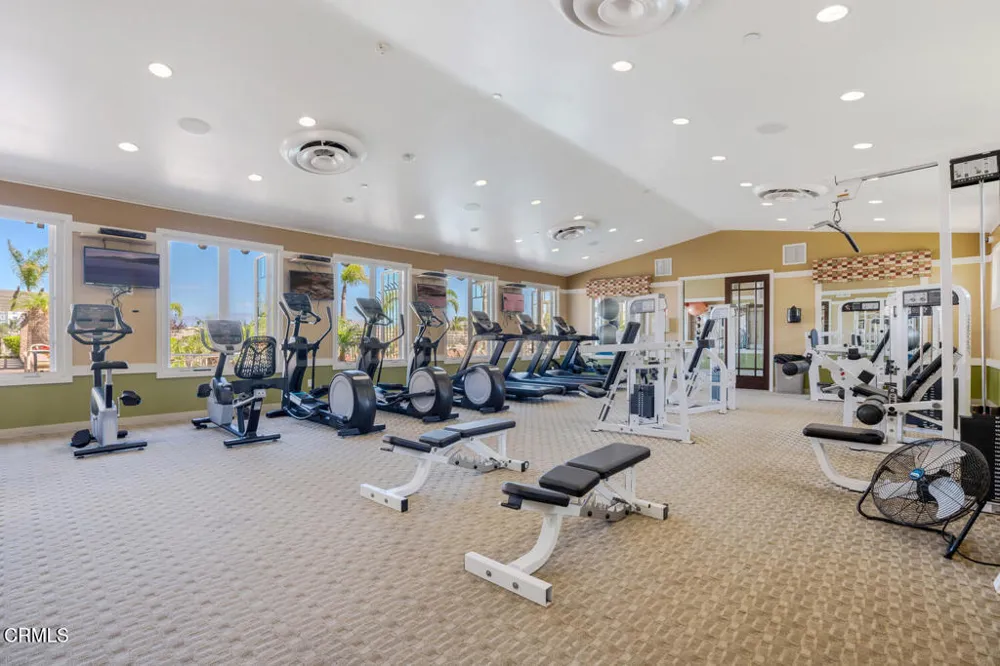 1502 Seabridge Lane Oxnard, CA 93035