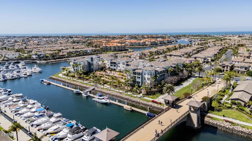 1502 Seabridge Lane Oxnard, CA 93035