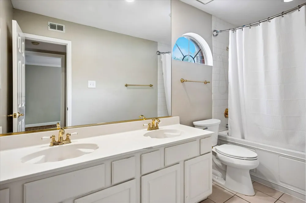 6227 Cupertino Trail Dallas, TX 75252