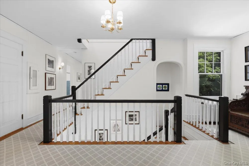 254 McLain Street Bedford Corners, NY 10549