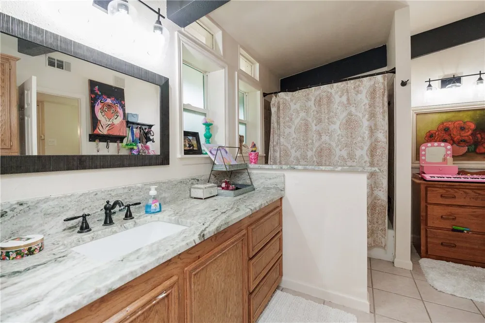 11102 Birdwood Corpus Christi, TX 78410