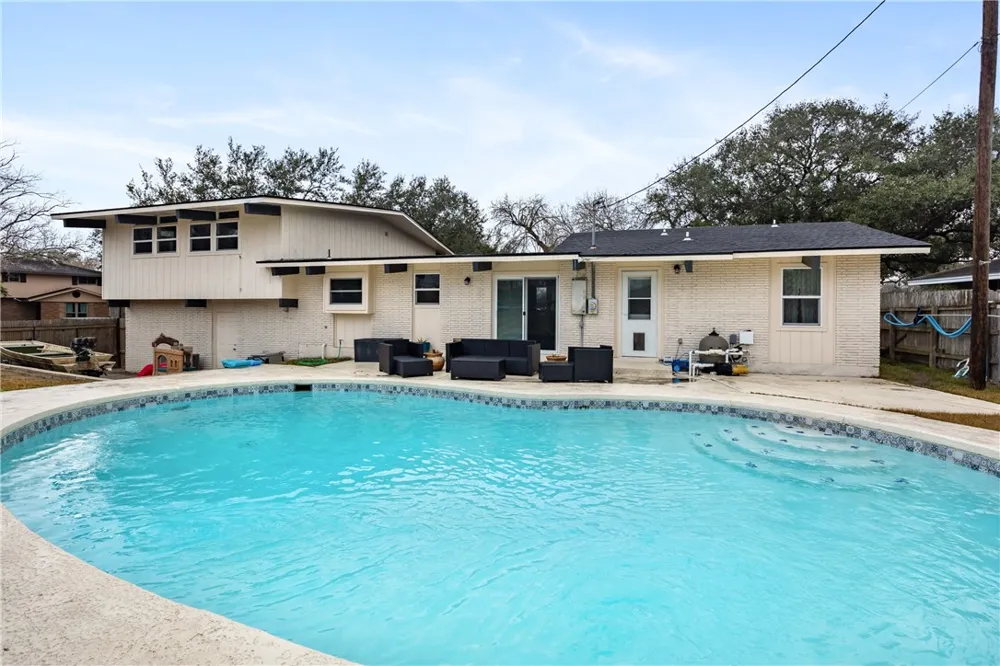 11102 Birdwood Corpus Christi, TX 78410