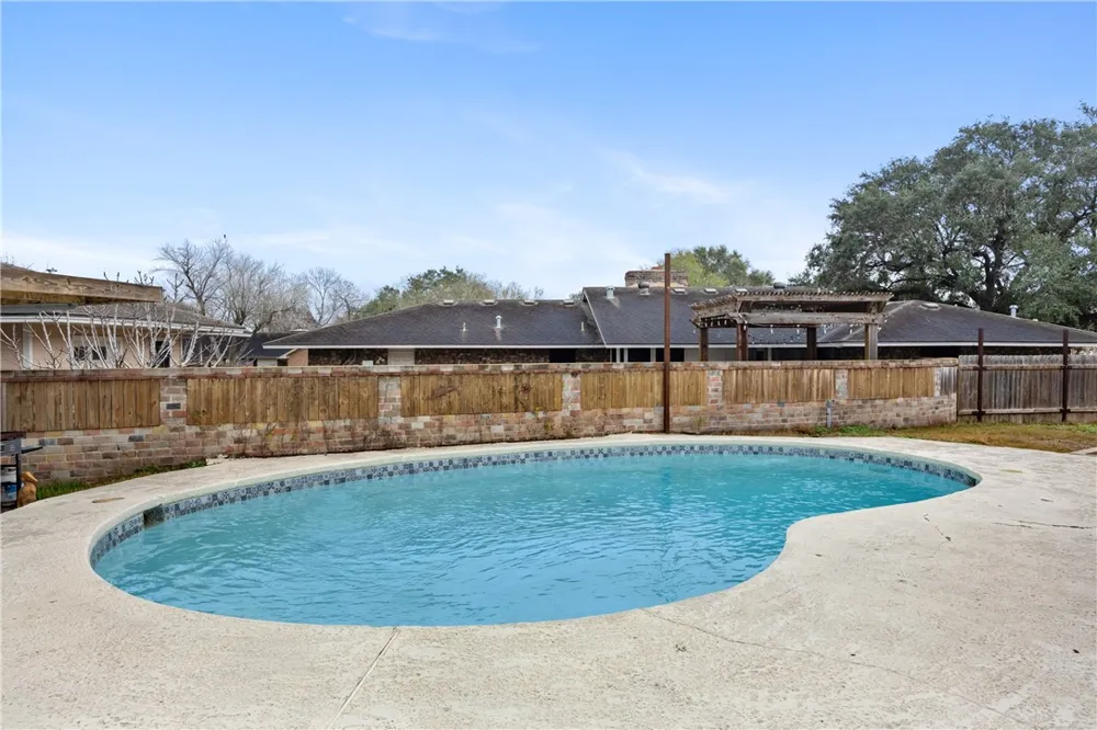 11102 Birdwood Corpus Christi, TX 78410