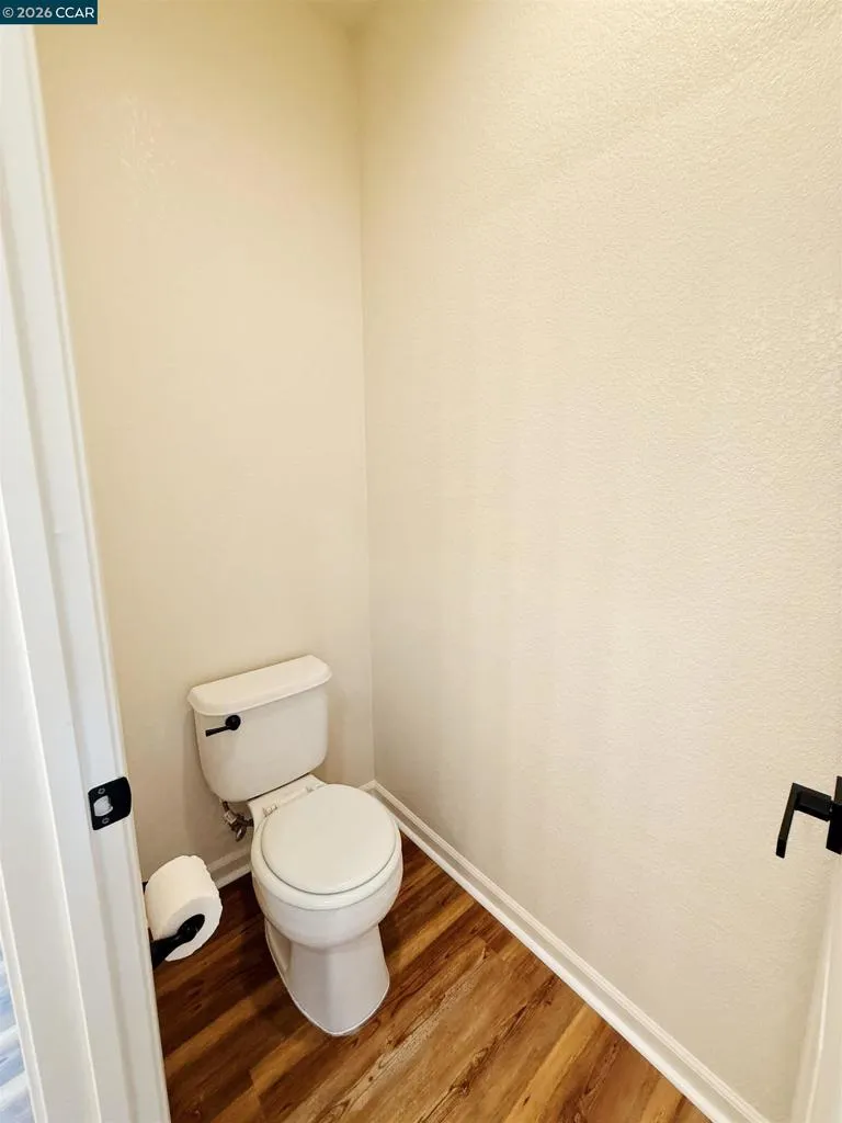 413 Arlingdale Cir Rio Linda, CA 95673